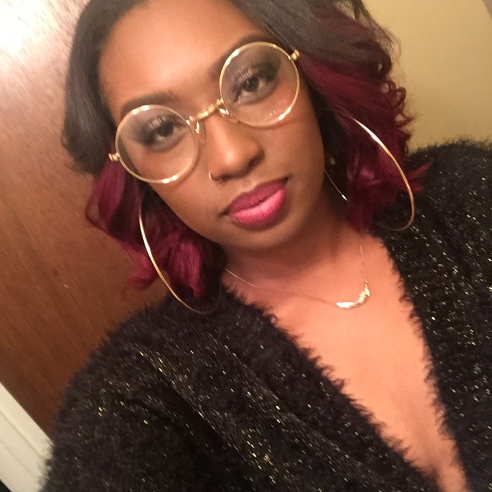 Meet your Posher, Laneldra